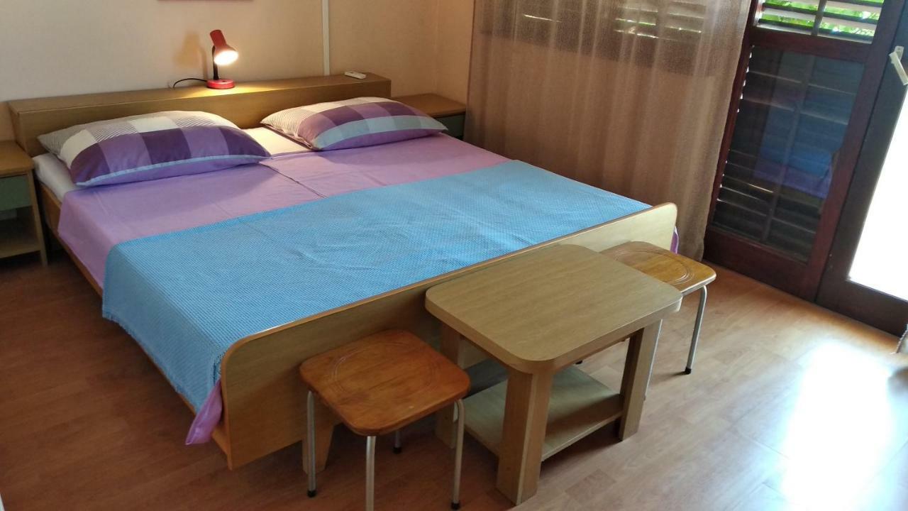 Apartment Ivo Veliko Brdo Макарска Экстерьер фото